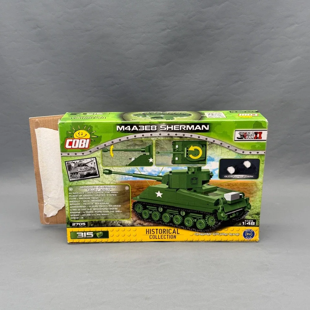 Cobi 2705 Historical Collection M4A3E8 Sherman Tank WWII 315 Pcs 1:48 Set